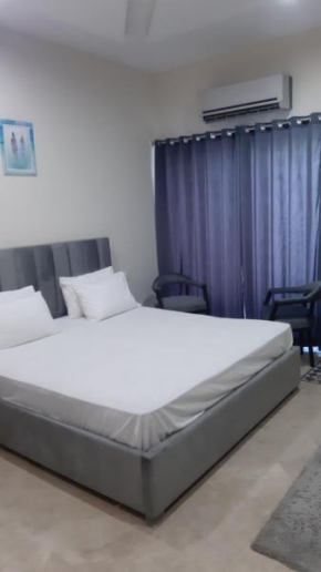 Crossway Hotel Multan